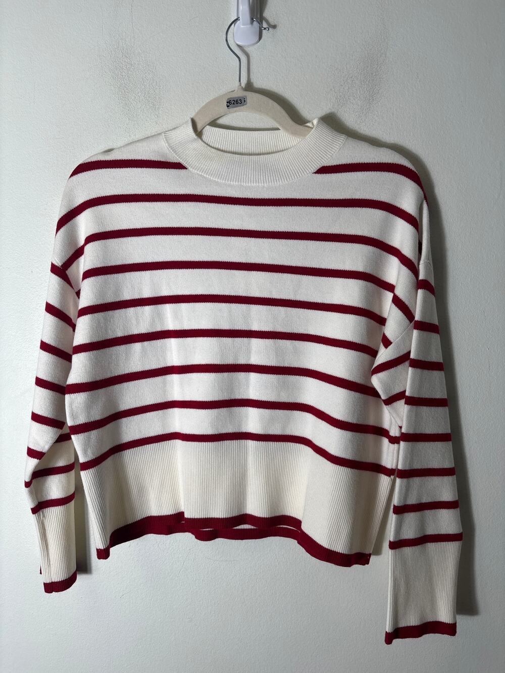 NWT MNG Red and Off White Stripe Long Sleeve Crop Sweater Sz XXS